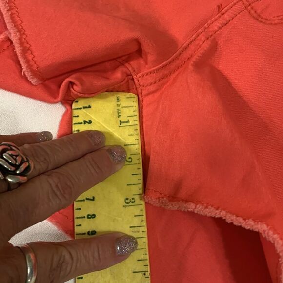 Bebe Size 30 orange distressed shorts. NWT - Picture 5 of 10